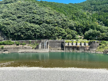 keizairepo2023_13.jpg           (89399)