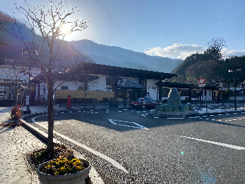 keizairepo2023_4.jpg   (89390)